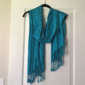Charming Charlie aqua scarf